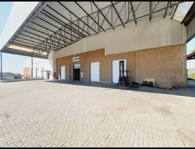 7,988M² WAREHOUSE TO LET IN RANDJESPARK